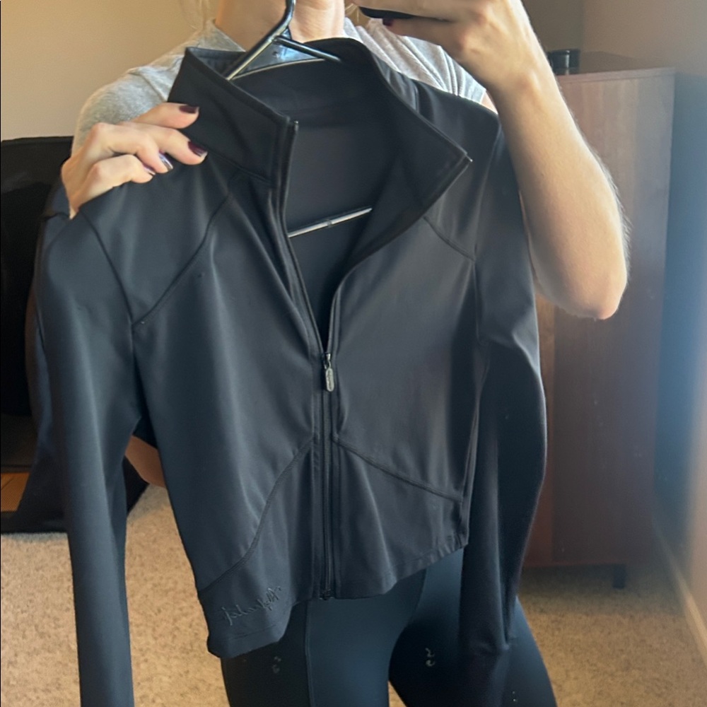 Alphalete Performance Zip Jacket – Black (Size XS)